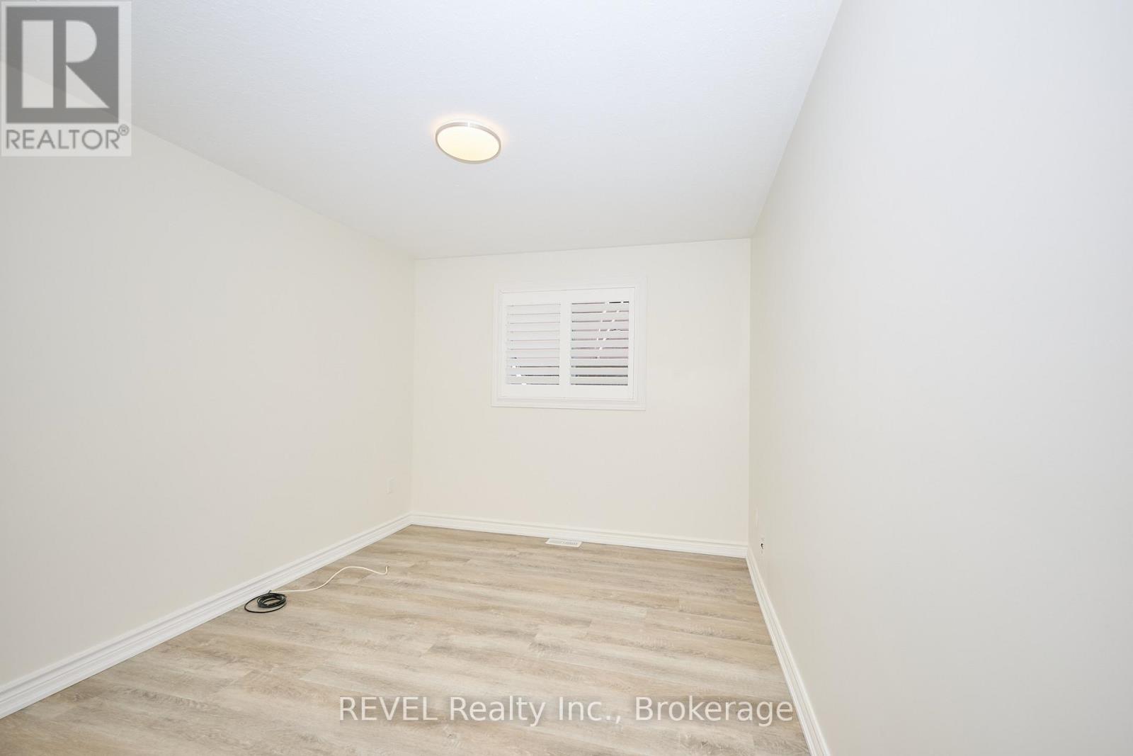 118 Colbeck Drive, Welland (Coyle Creek), Ontario  L3C 7B2 - Photo 35 - X12315311