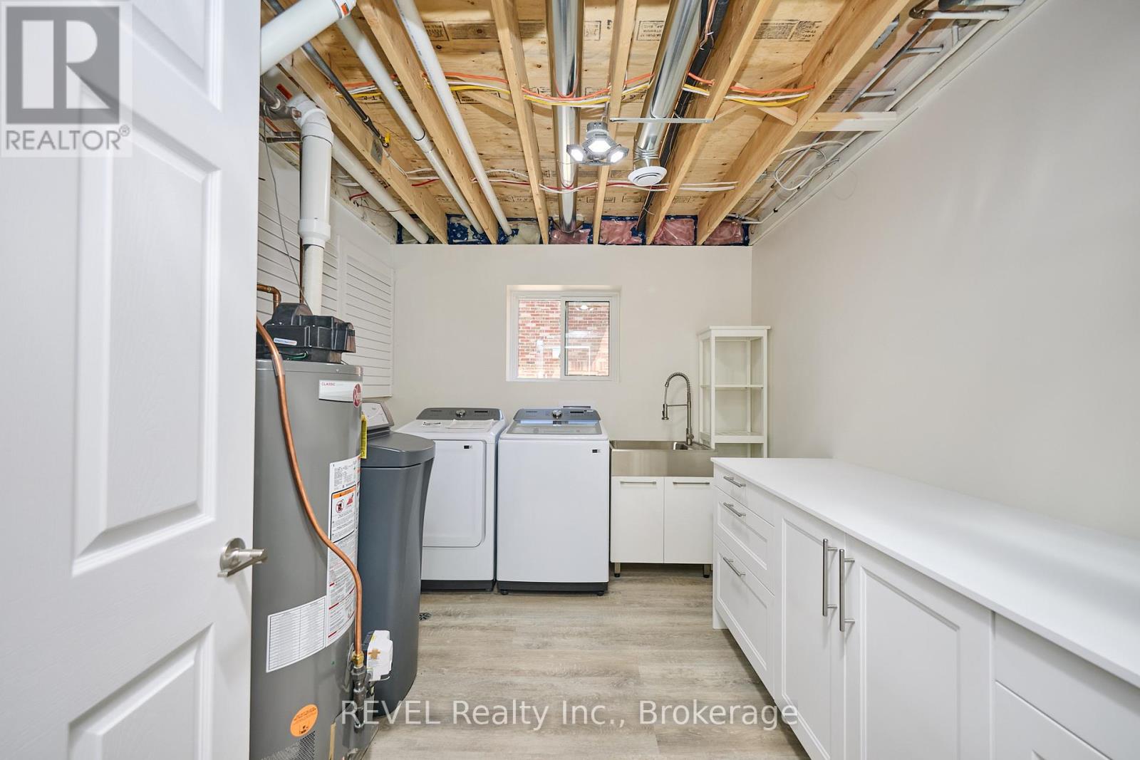 118 Colbeck Drive, Welland (Coyle Creek), Ontario  L3C 7B2 - Photo 47 - X12315311