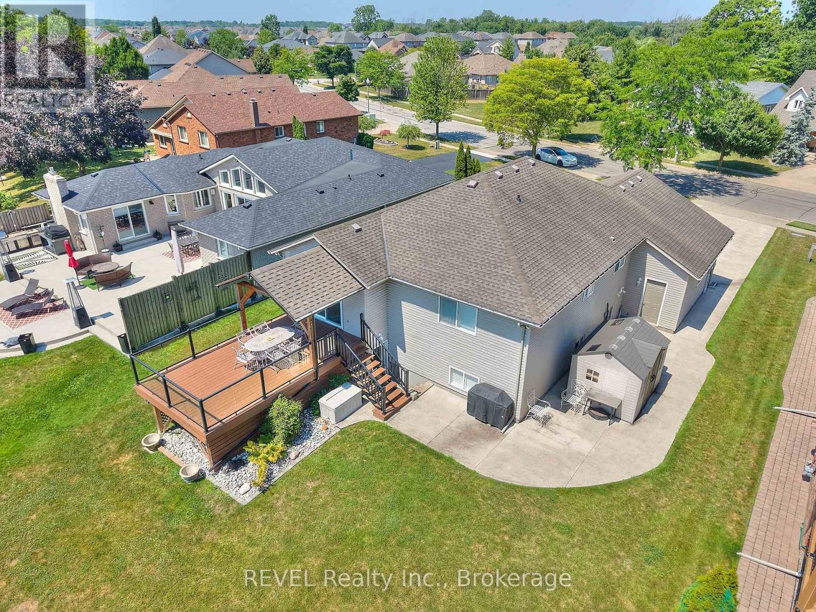 118 Colbeck Drive, Welland (Coyle Creek), Ontario  L3C 7B2 - Photo 50 - X12315311