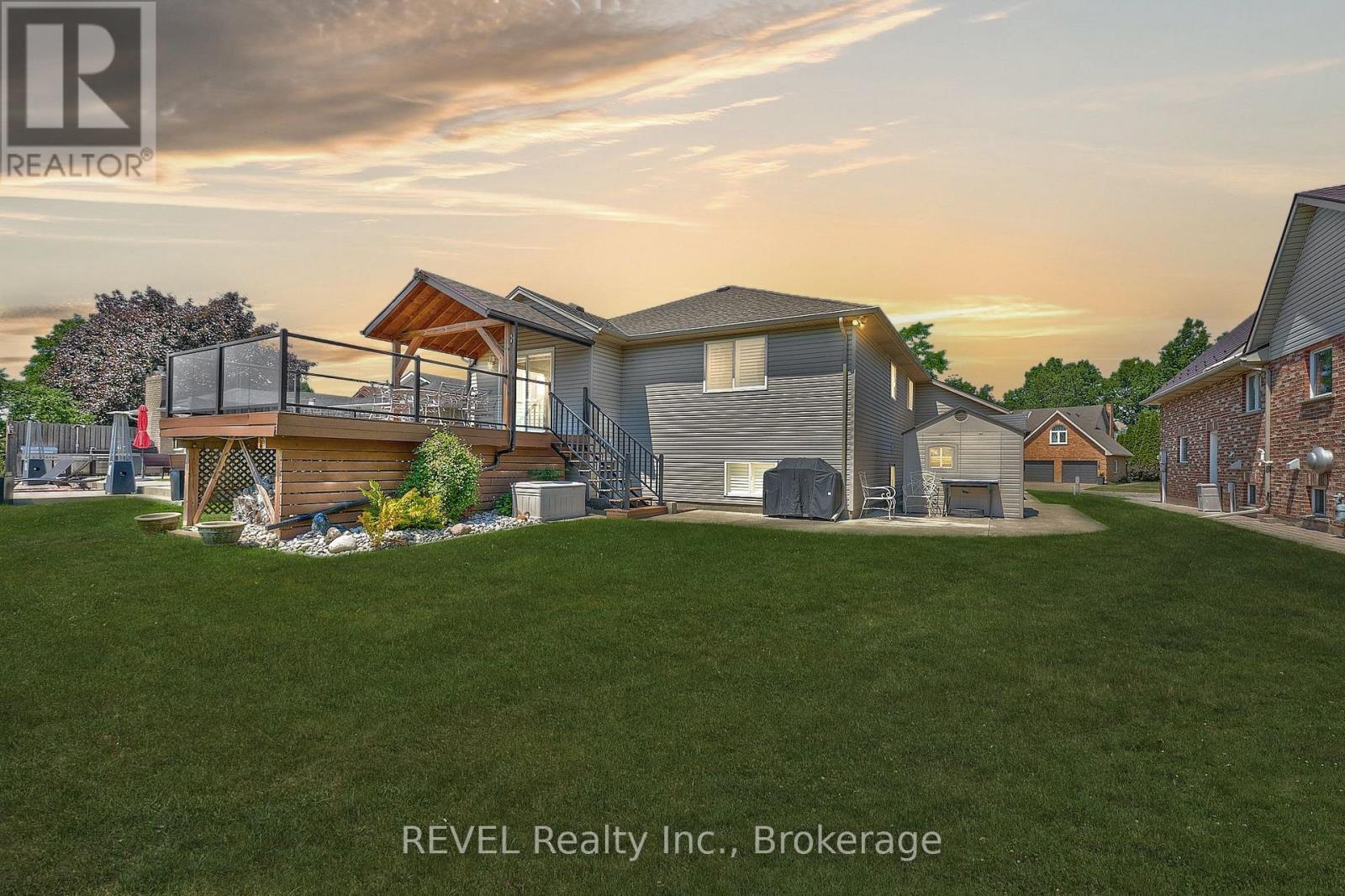 118 Colbeck Drive, Welland (Coyle Creek), Ontario  L3C 7B2 - Photo 6 - X12315311