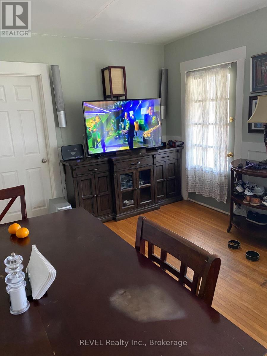 248 High Street, Fort Erie, Ontario  L2A 3R3 - Photo 10 - X12320242