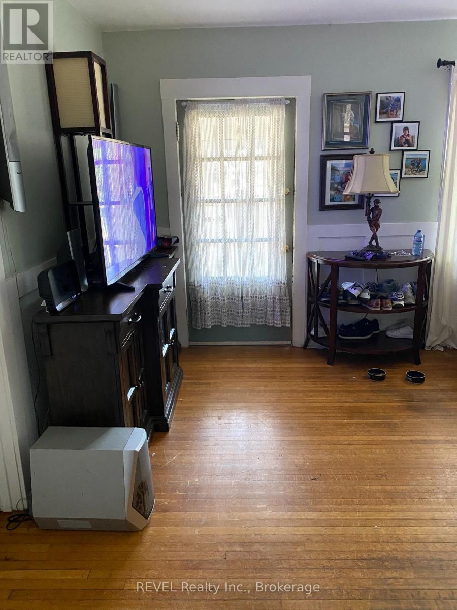 248 High Street, Fort Erie, Ontario  L2A 3R3 - Photo 15 - X12320242