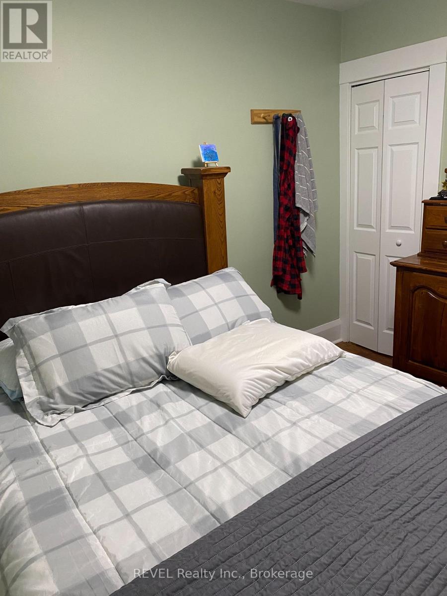 248 High Street, Fort Erie, Ontario  L2A 3R3 - Photo 6 - X12320242