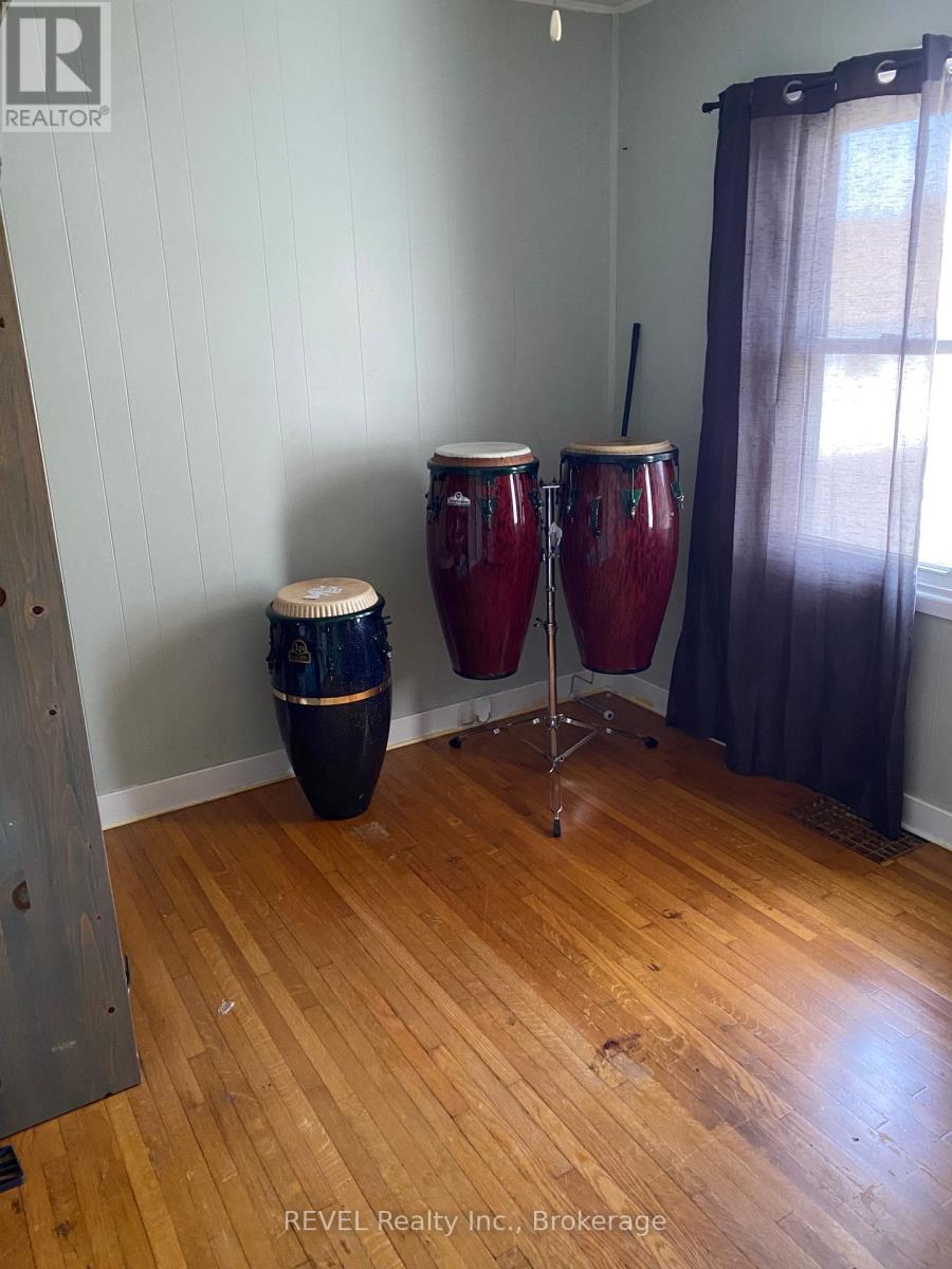 248 High Street, Fort Erie, Ontario  L2A 3R3 - Photo 7 - X12320242