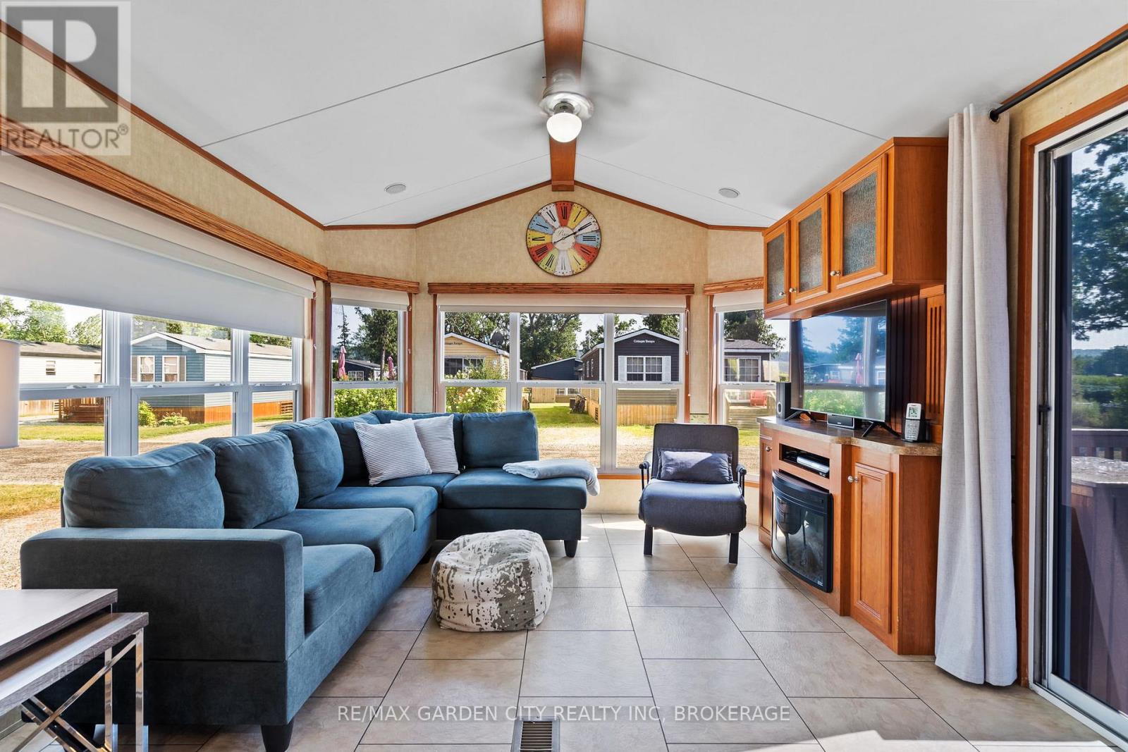 264 - 1501 Line 8 Road, Niagara-On-The-Lake, Ontario  L0S 1J0 - Photo 5 - X12321348