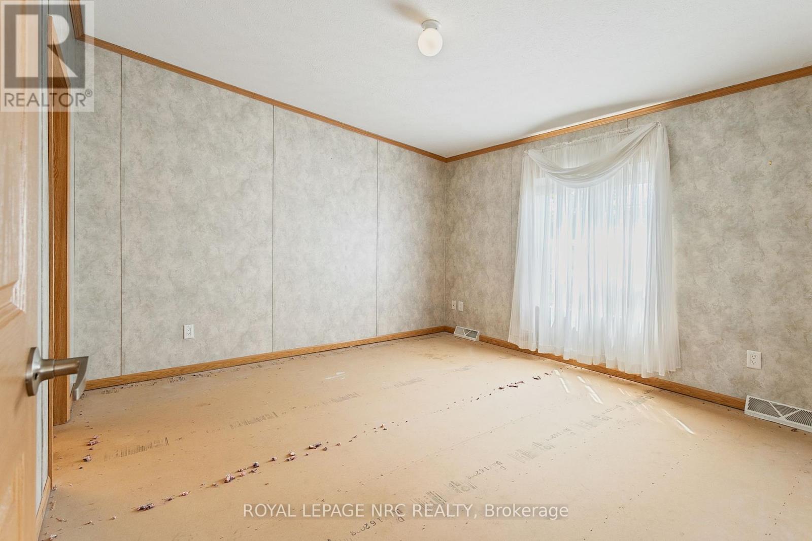 260 - 3033 Townline Road, Fort Erie (Black Creek), Ontario  L0S 1S1 - Photo 14 - X12327809