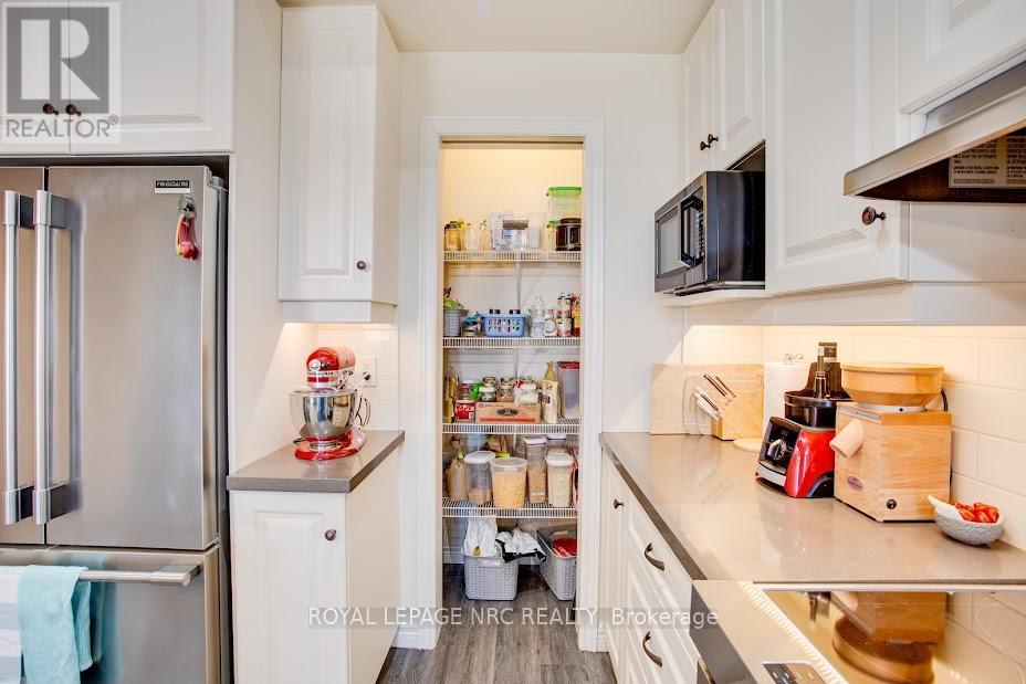3813 Ryan Avenue, Fort Erie, Ontario  L0S 1B0 - Photo 13 - X12329039