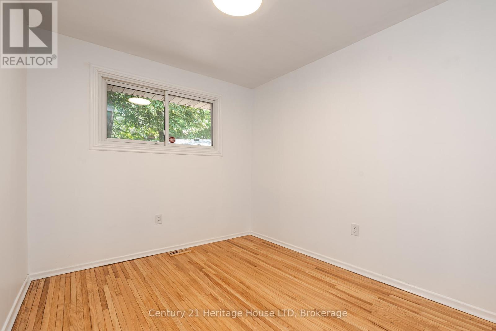 6861 Fairlawn Crescent, Niagara Falls (Arad/fallsview), Ontario  L2G 5B1 - Photo 21 - X12329857