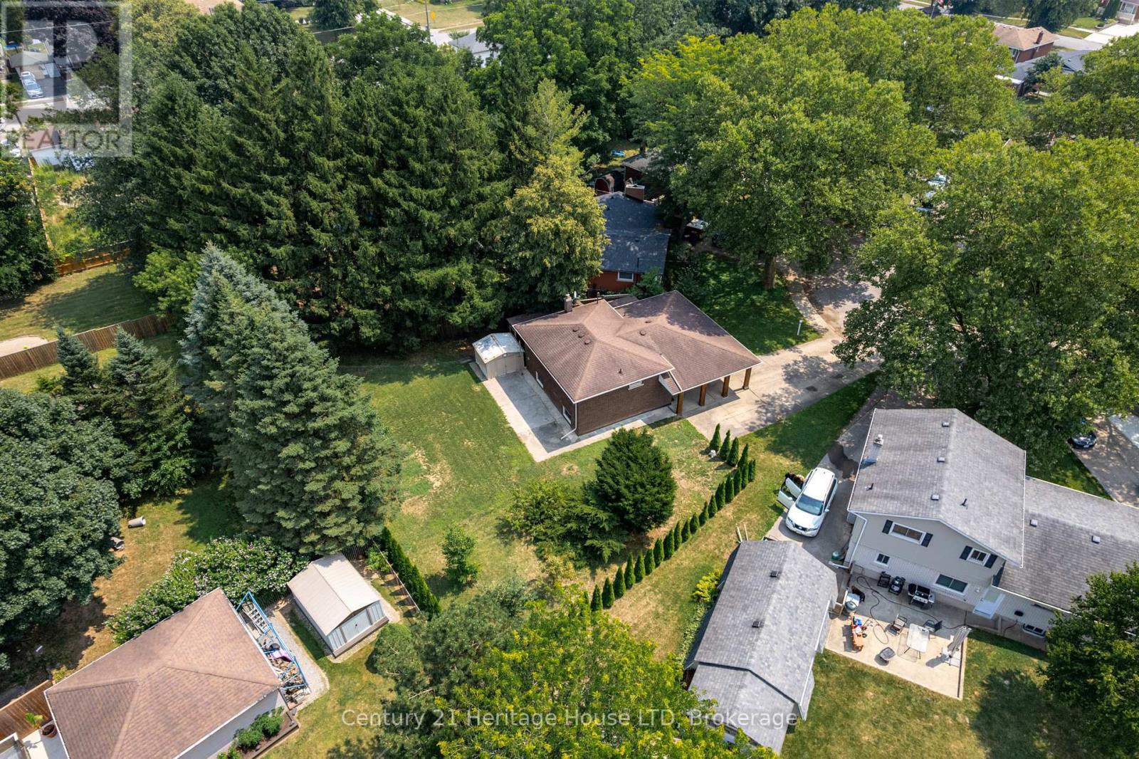 6861 Fairlawn Crescent, Niagara Falls (Arad/fallsview), Ontario  L2G 5B1 - Photo 28 - X12329857