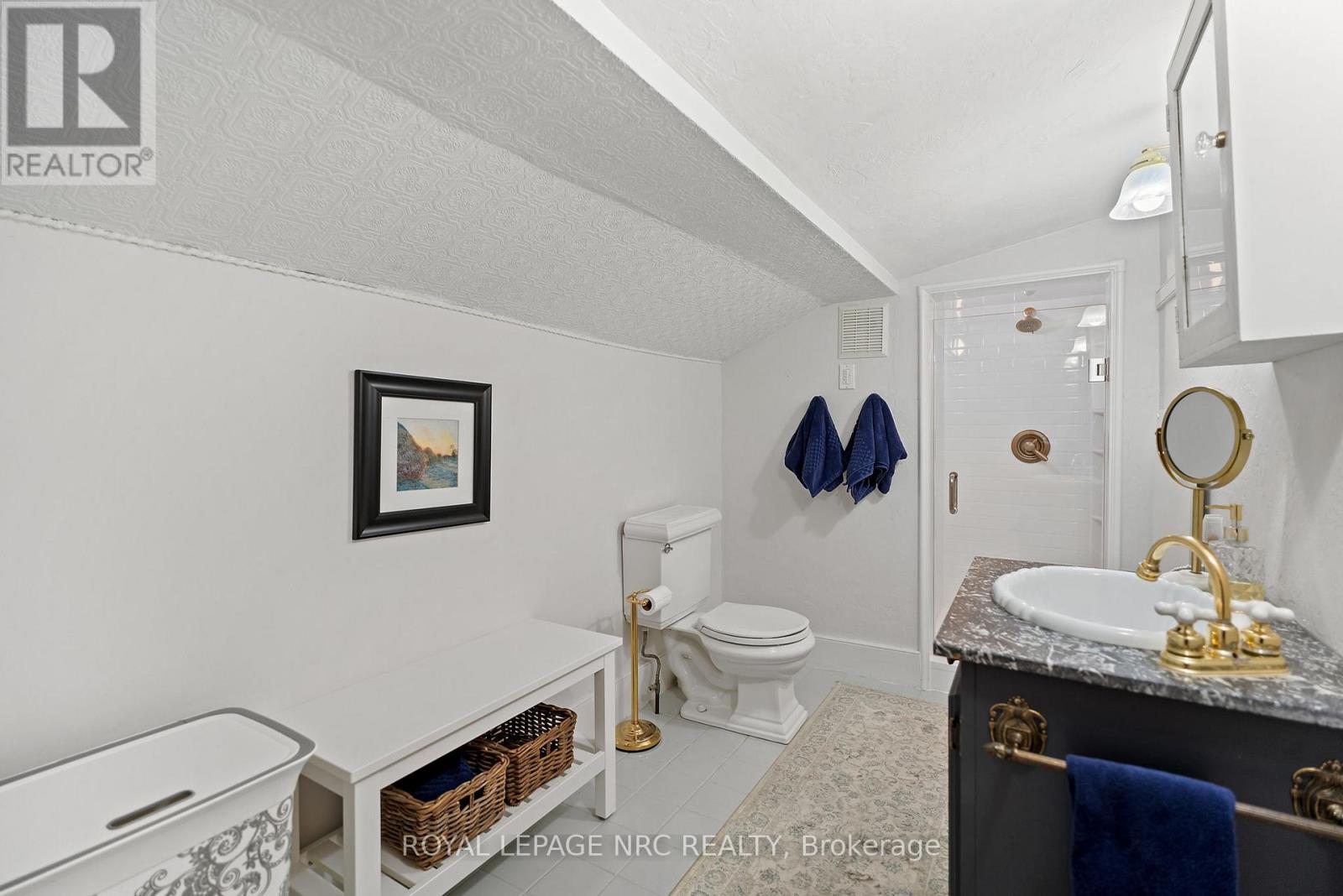 307 Mississagua Street, Niagara-On-The-Lake, Ontario  L0S 1J0 - Photo 11 - X12330594