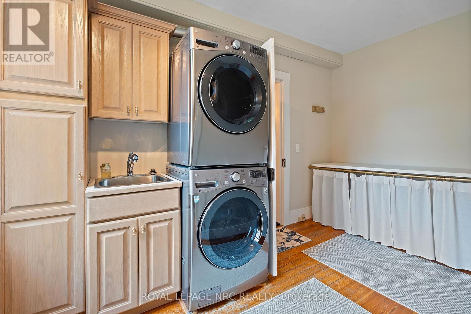 307 Mississagua Street, Niagara-On-The-Lake, Ontario  L0S 1J0 - Photo 41 - X12330594