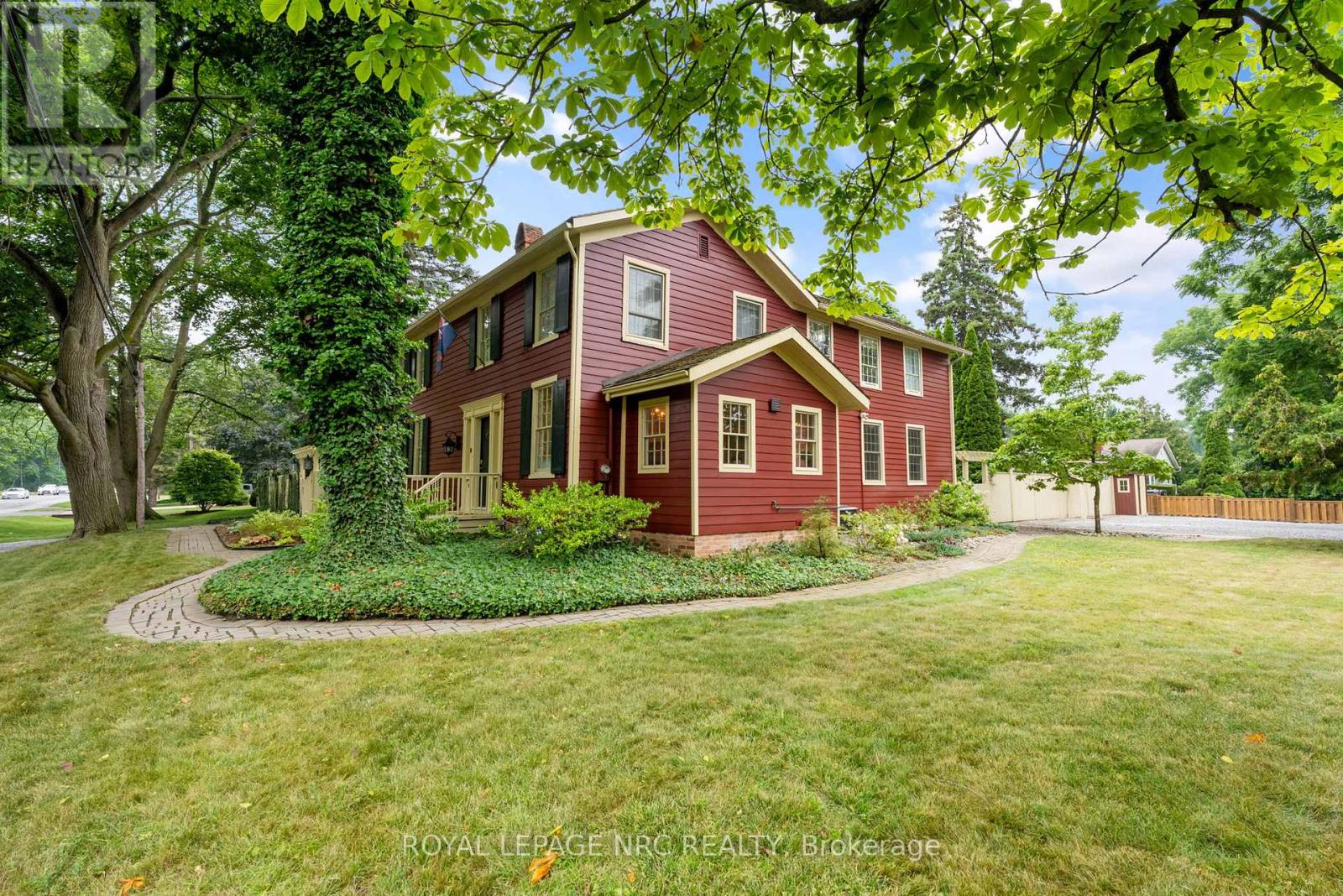 307 Mississagua Street, Niagara-On-The-Lake, Ontario  L0S 1J0 - Photo 42 - X12330594