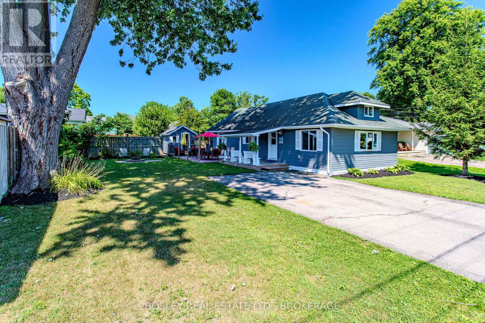 3732 Concord Avenue, Fort Erie (Crystal Beach), Ontario  L0S 1B0 - Photo 2 - X12343839