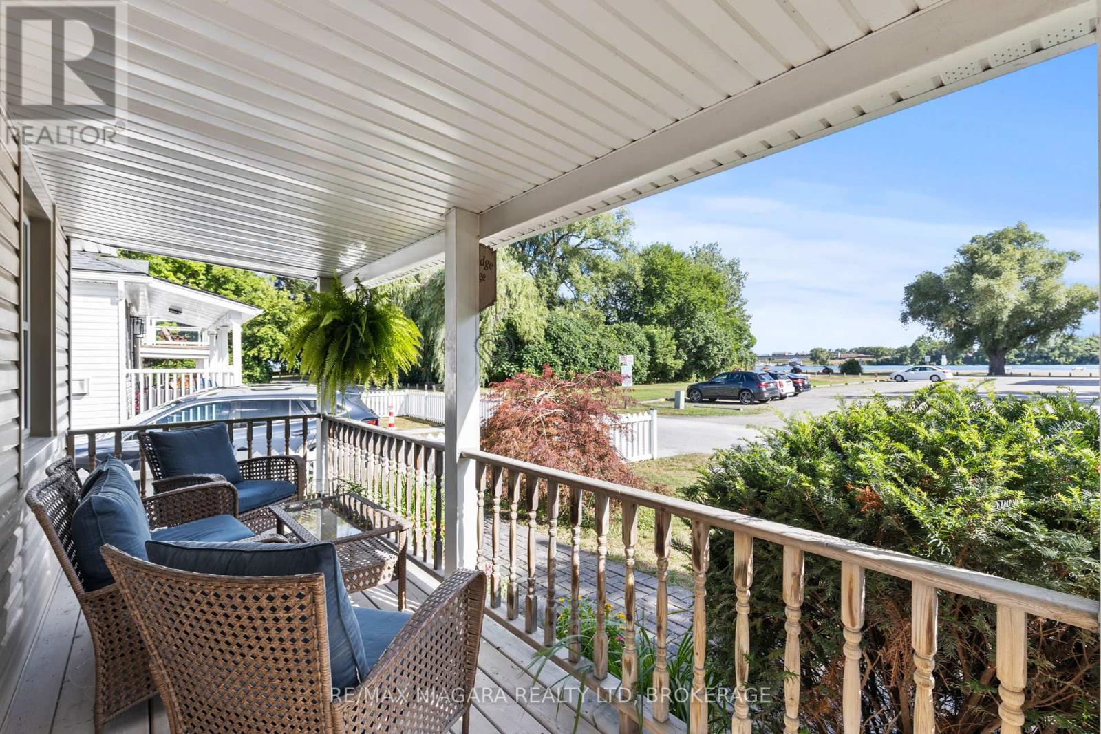 118 Lockhart Street, Niagara-On-The-Lake (Town), Ontario  L0S 1J0 - Photo 3 - X12361099