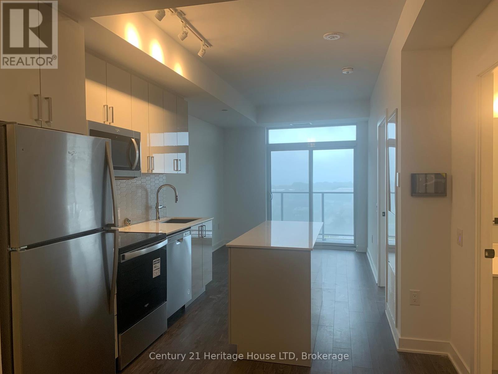 1013 - 2782 BARTON STREET, Hamilton, Ontario