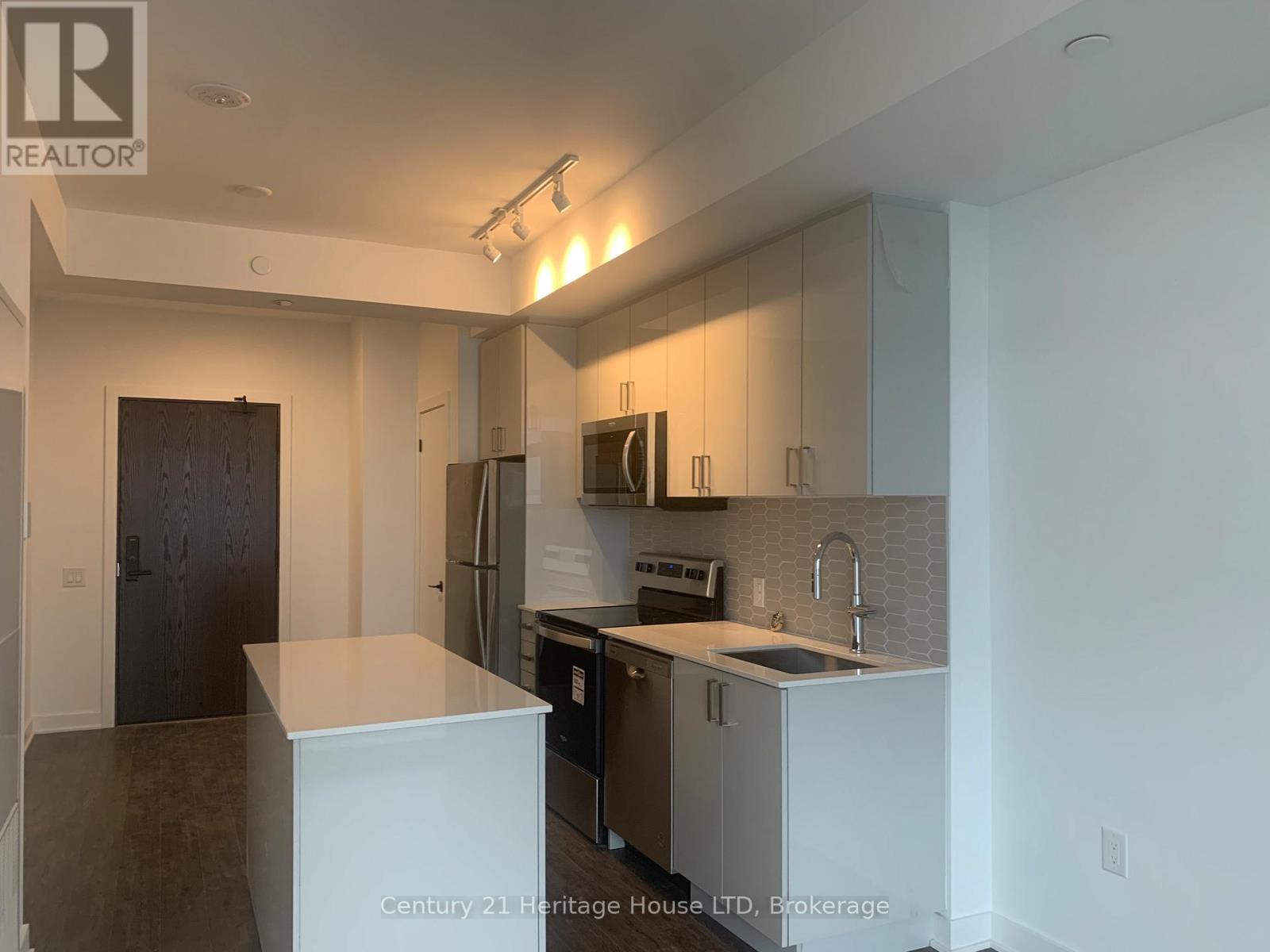 1013 - 2782 Barton Street, Hamilton, Ontario  L8E 0L3 - Photo 13 - X12362116