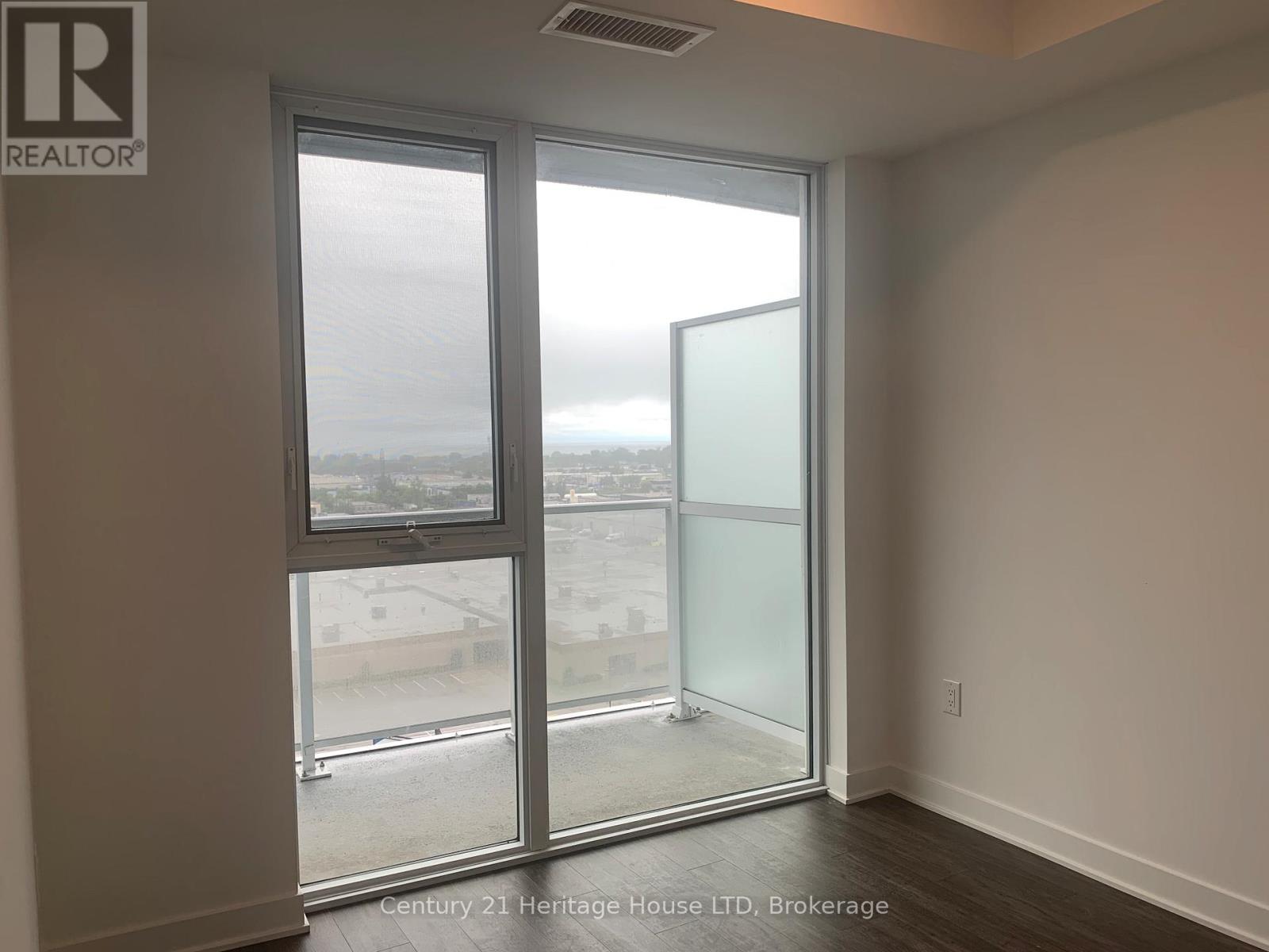 1013 - 2782 Barton Street, Hamilton, Ontario  L8E 0L3 - Photo 15 - X12362116