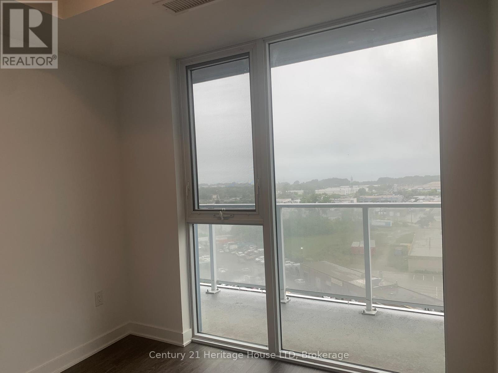 1013 - 2782 Barton Street, Hamilton, Ontario  L8E 0L3 - Photo 16 - X12362116