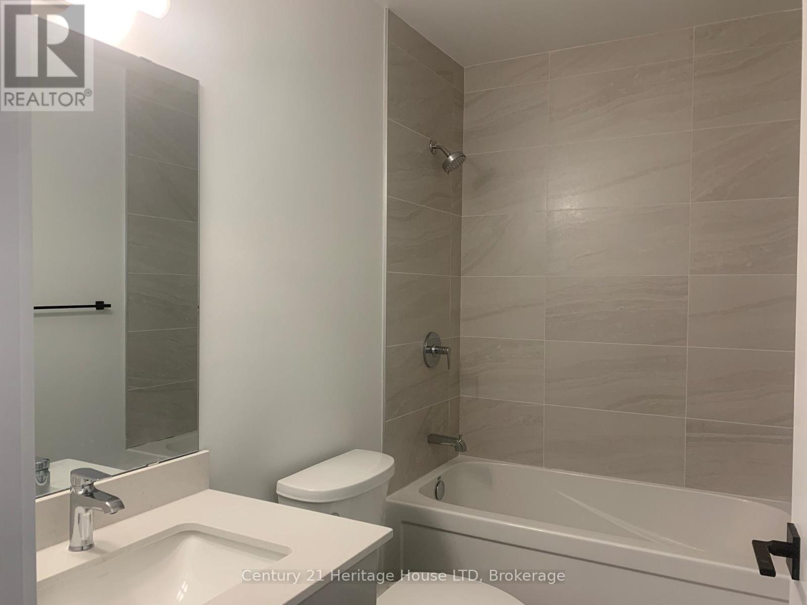 1013 - 2782 Barton Street, Hamilton, Ontario  L8E 0L3 - Photo 8 - X12362116