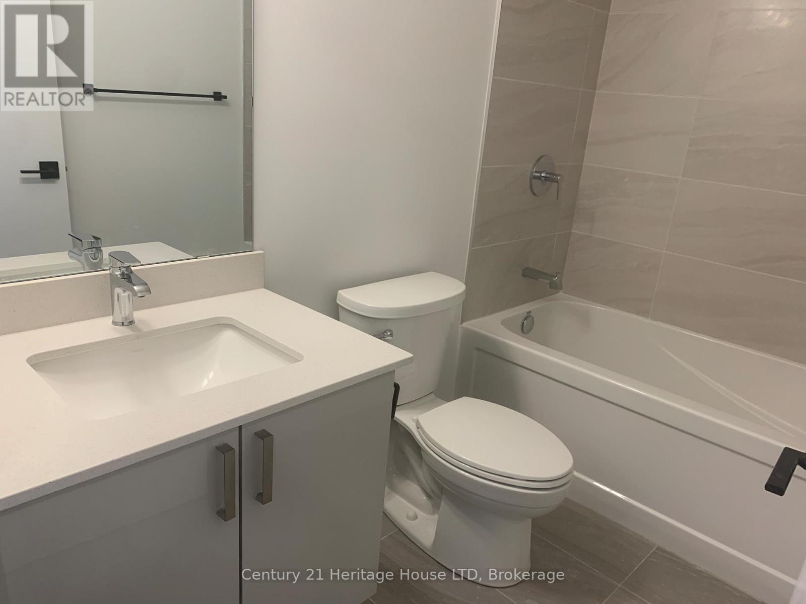 1013 - 2782 Barton Street, Hamilton, Ontario  L8E 0L3 - Photo 9 - X12362116