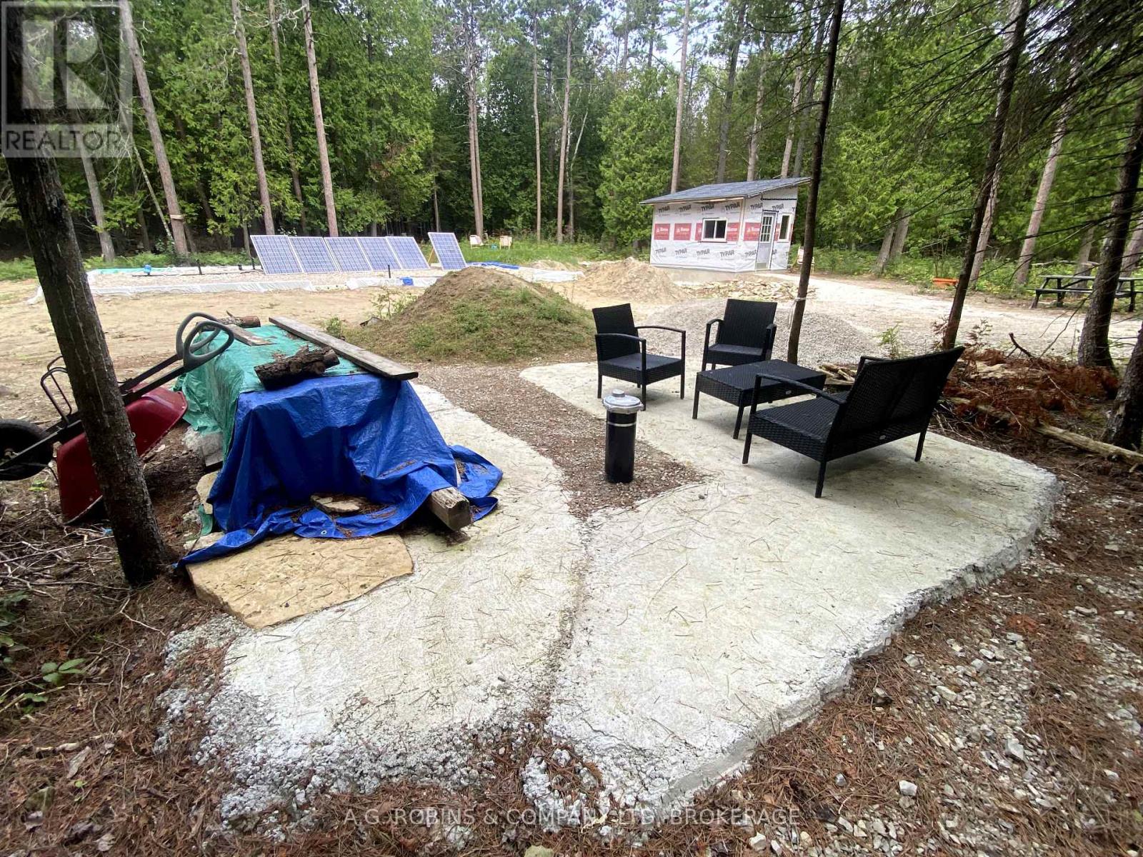 262 Johnsons Harbour Road, Northern Bruce Peninsula, Ontario  N0H 2R0 - Photo 19 - X12365347