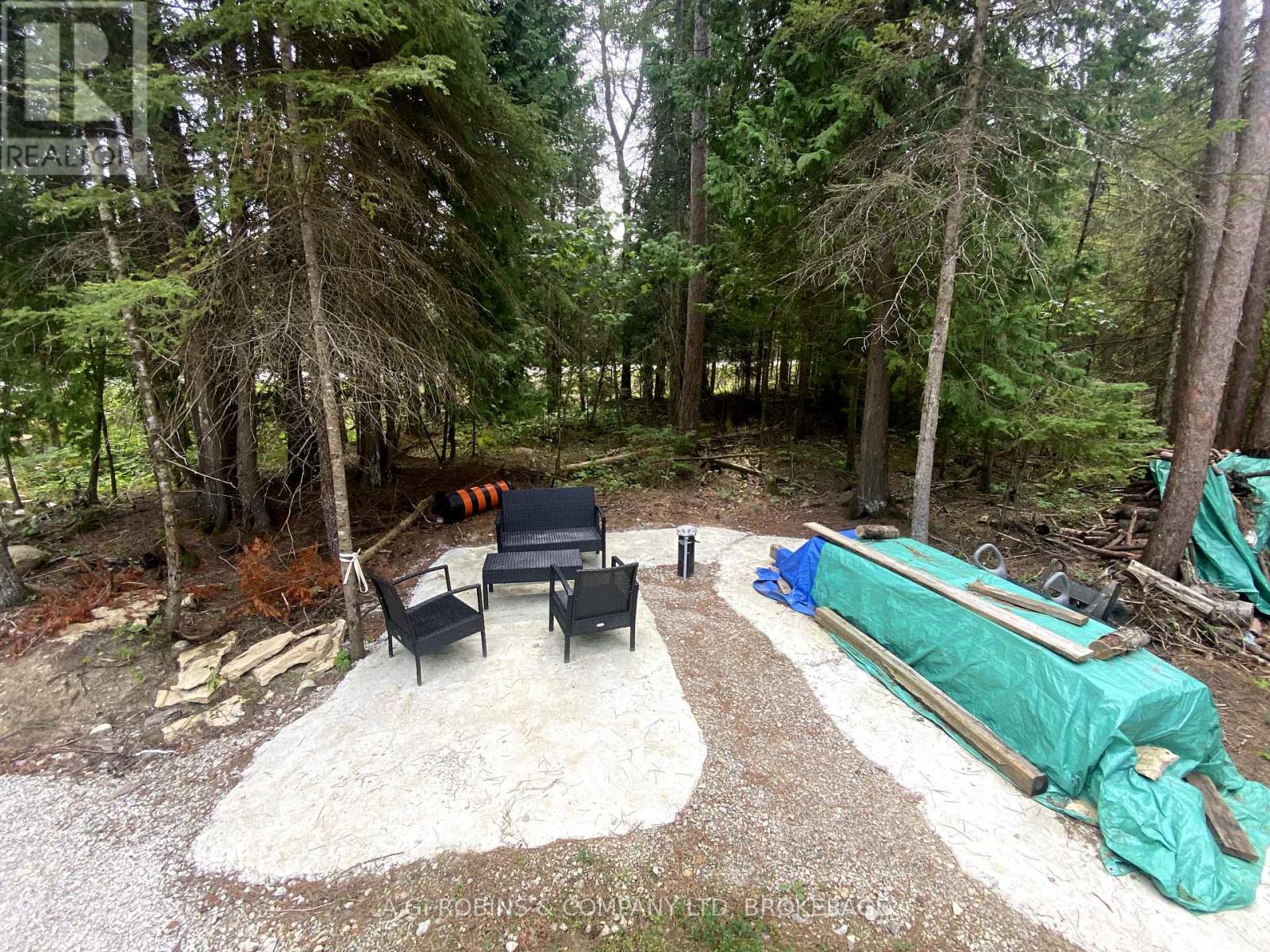 262 Johnsons Harbour Road, Northern Bruce Peninsula, Ontario  N0H 2R0 - Photo 20 - X12365347