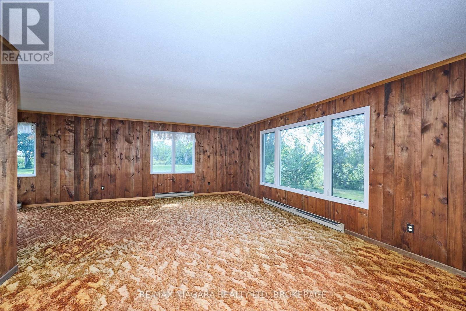 32626 Clarendon Street W, Wainfleet, Ontario  L0S 1V0 - Photo 20 - X12365740