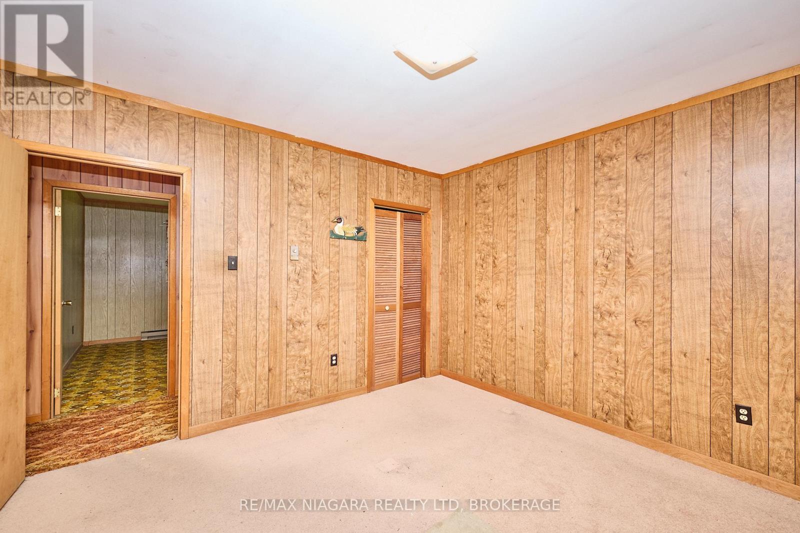 32626 Clarendon Street W, Wainfleet, Ontario  L0S 1V0 - Photo 30 - X12365740