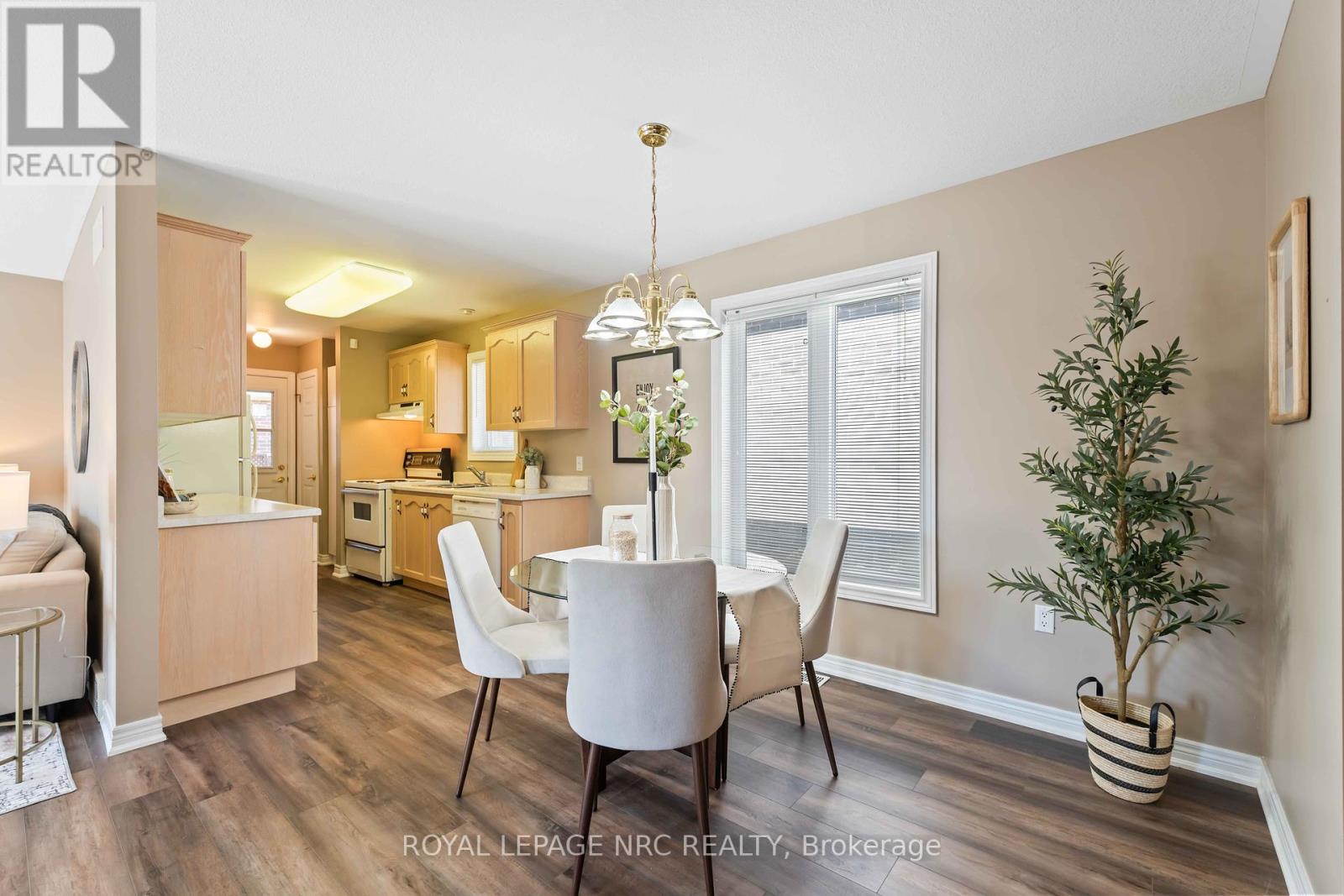 3900 Rainbow Lane, Lincoln (Lincoln-Jordan/vineland), Ontario  L0R 2C0 - Photo 13 - X12371807