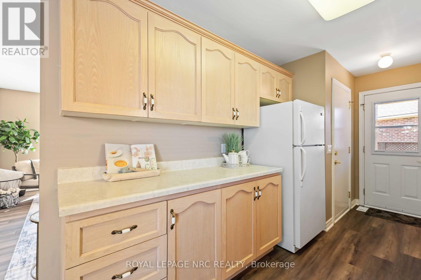 3900 Rainbow Lane, Lincoln (Lincoln-Jordan/vineland), Ontario  L0R 2C0 - Photo 15 - X12371807