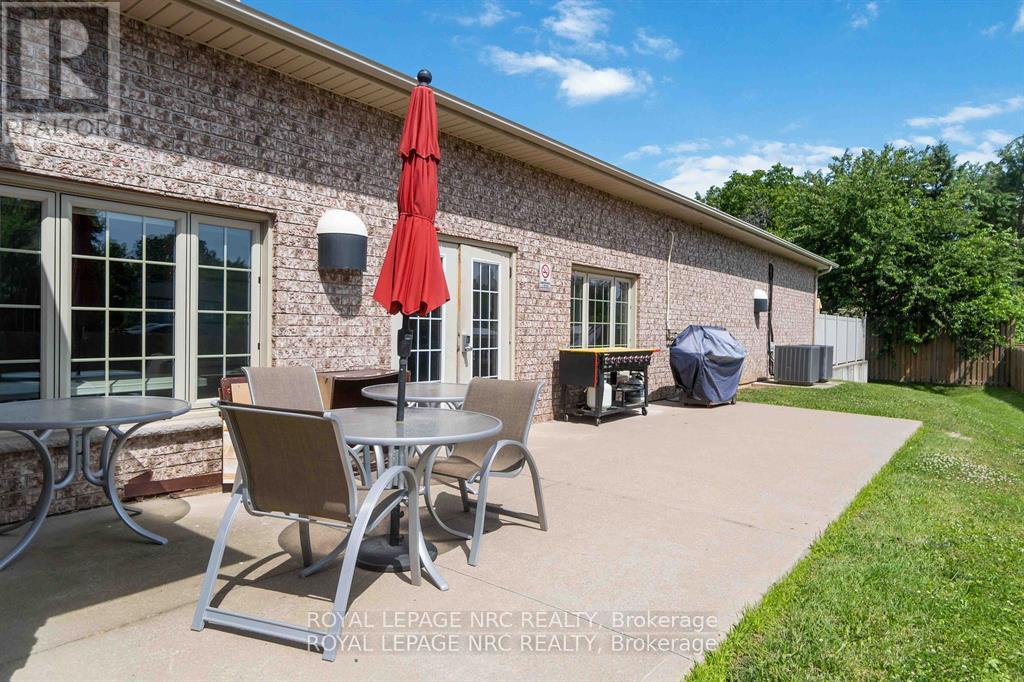 3900 Rainbow Lane, Lincoln (Lincoln-Jordan/vineland), Ontario  L0R 2C0 - Photo 45 - X12371807