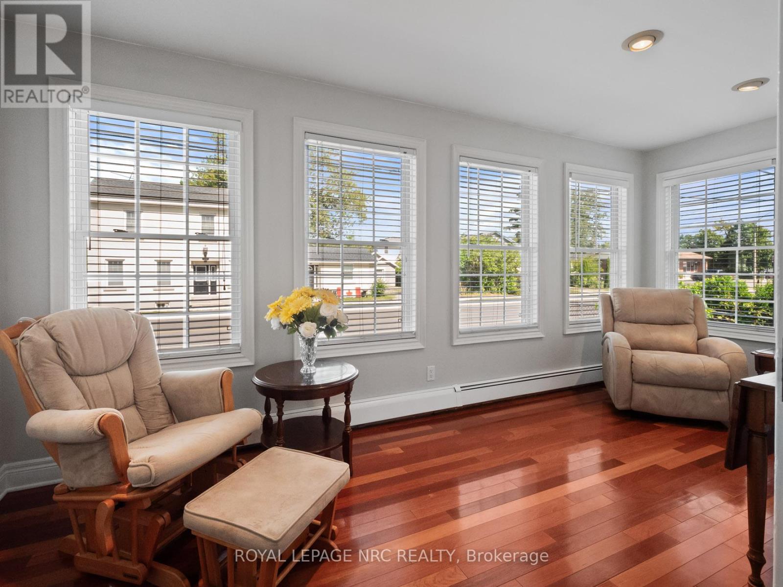 3920 Main Street, Niagara Falls, Ontario  L2G 6B6 - Photo 15 - X12377940