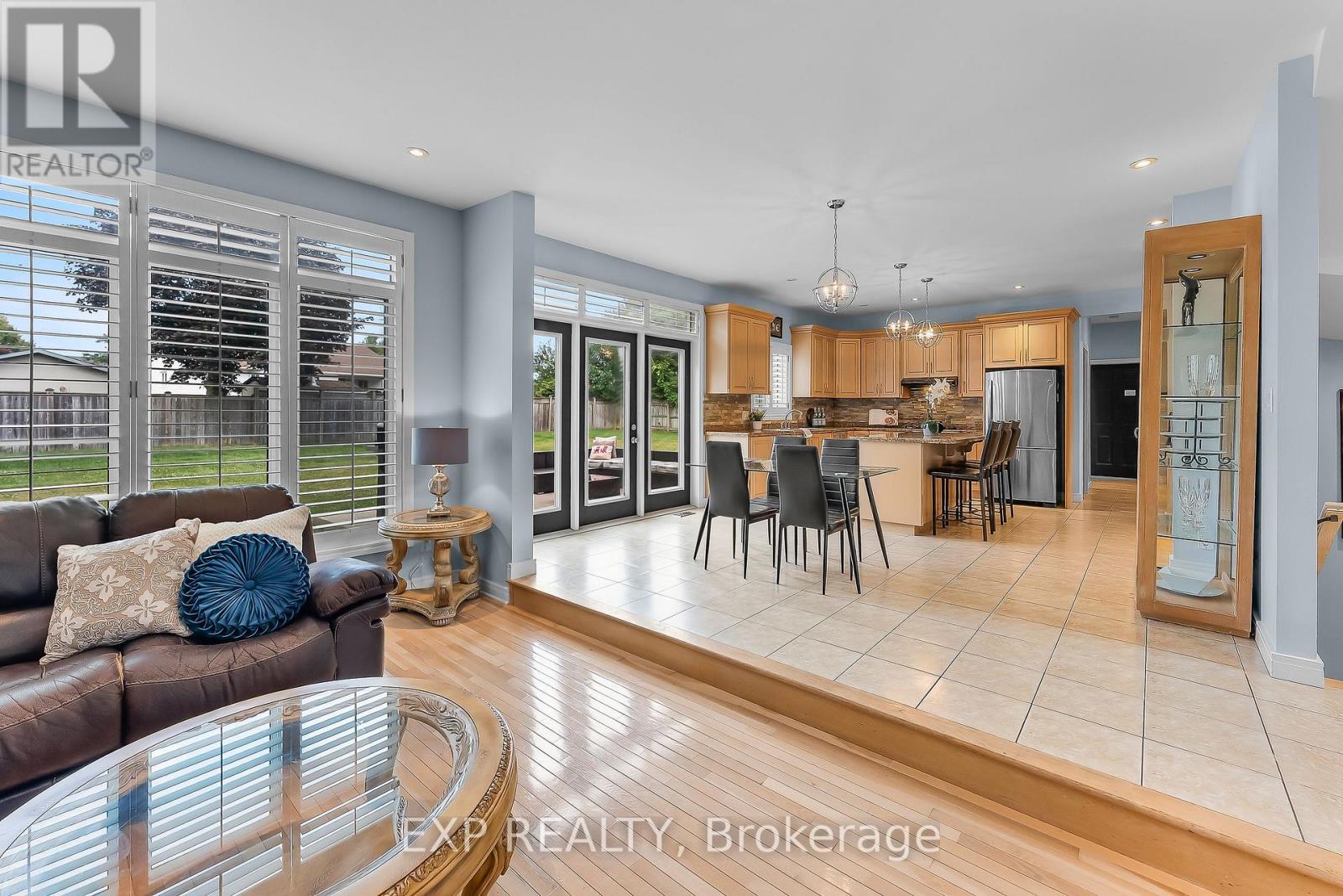 7847 Cathedral Drive, Niagara Falls (Mt. Carmel), Ontario  L2H 2Z3 - Photo 21 - X12381646