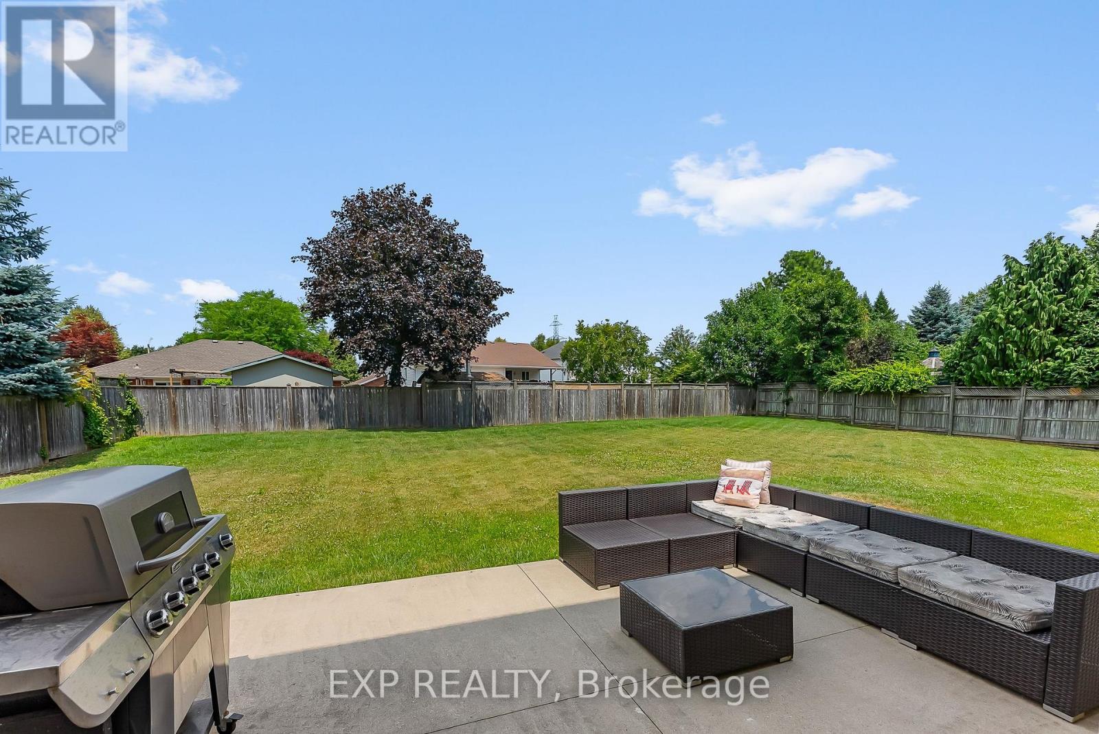 7847 Cathedral Drive, Niagara Falls (Mt. Carmel), Ontario  L2H 2Z3 - Photo 36 - X12381646