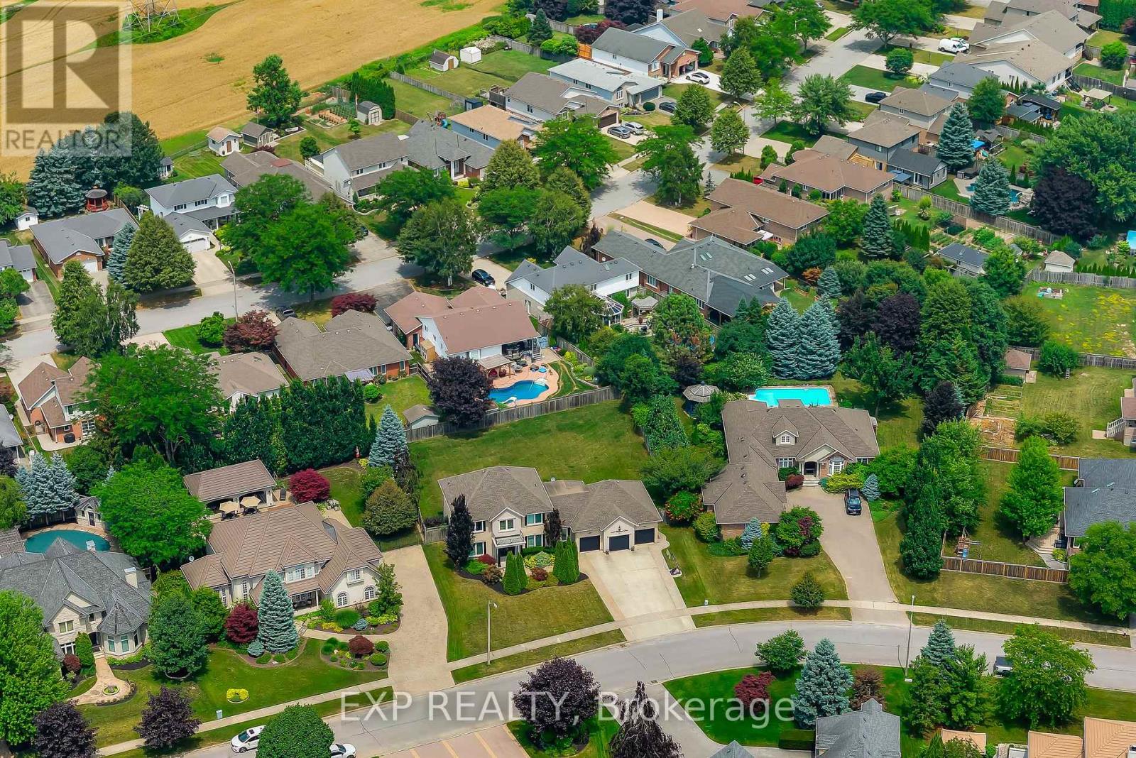 7847 Cathedral Drive, Niagara Falls (Mt. Carmel), Ontario  L2H 2Z3 - Photo 41 - X12381646