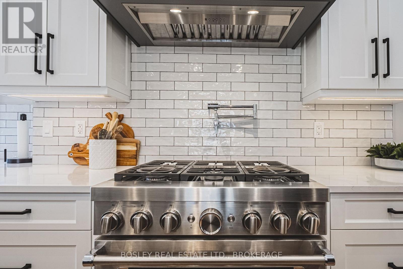 110 Millpond Road, Niagara-On-The-Lake, Ontario  L0S 1J1 - Photo 9 - X12390424