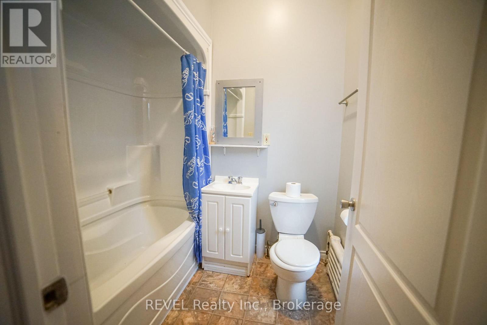 Unit 1 - 166 James Street, St. Catharines (Downtown), Ontario  L2R 5C5 - Photo 13 - X12391676