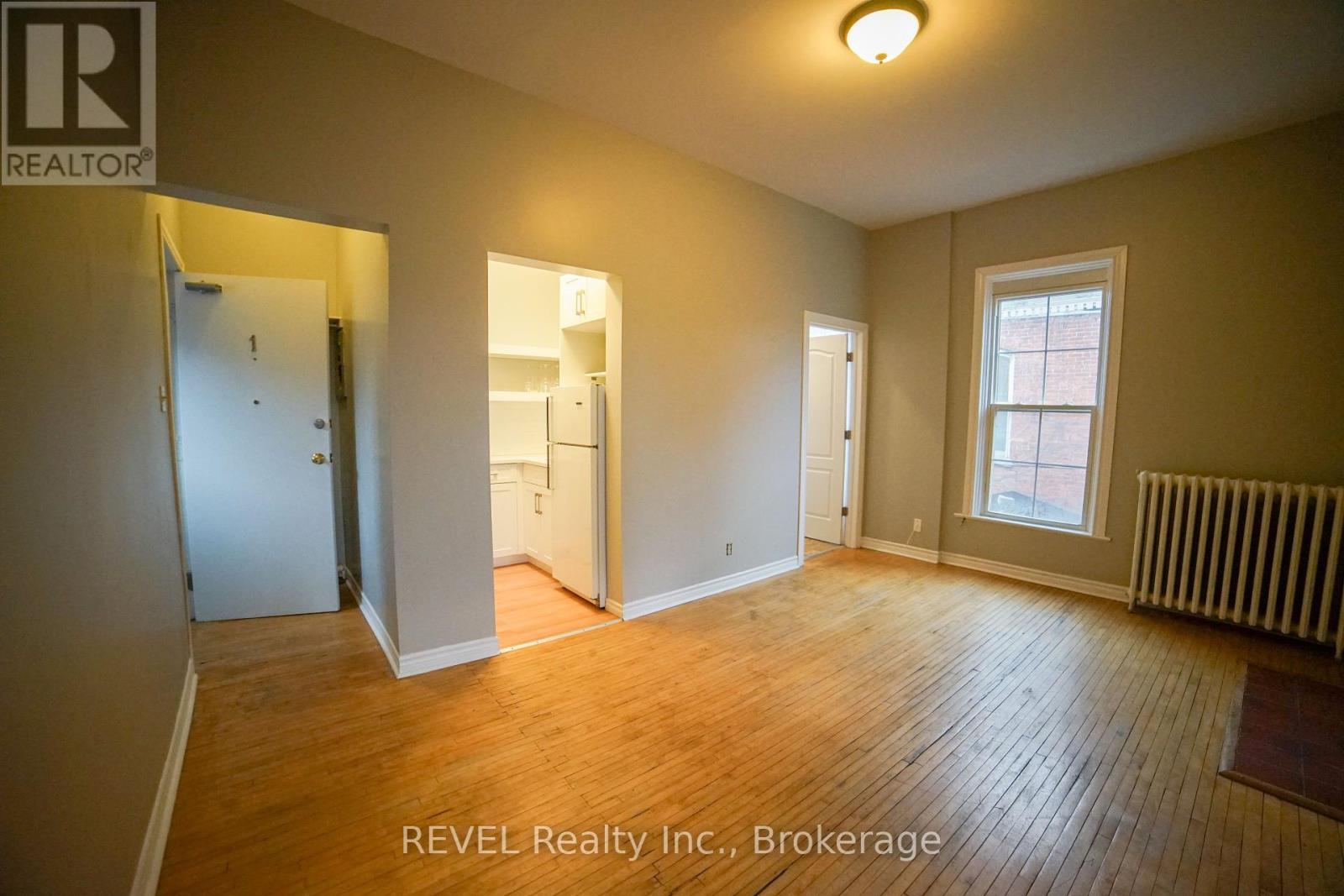 Unit 1 - 166 James Street, St. Catharines (Downtown), Ontario  L2R 5C5 - Photo 4 - X12391676