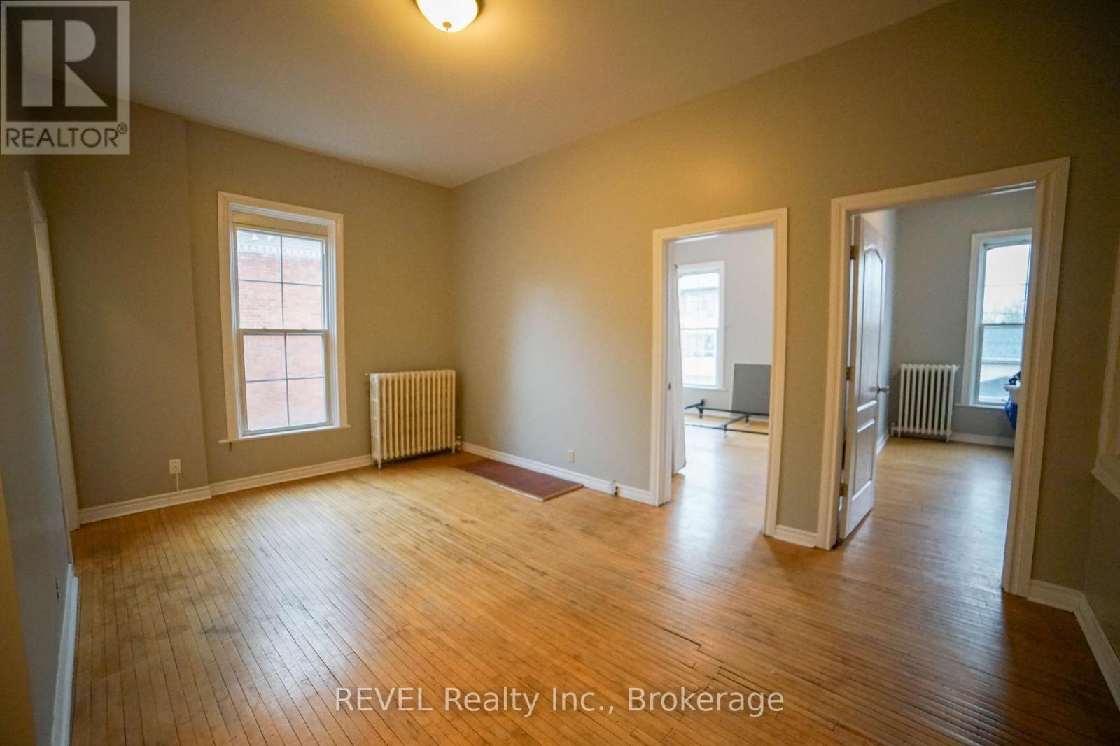 Unit 1 - 166 James Street, St. Catharines (Downtown), Ontario  L2R 5C5 - Photo 7 - X12391676