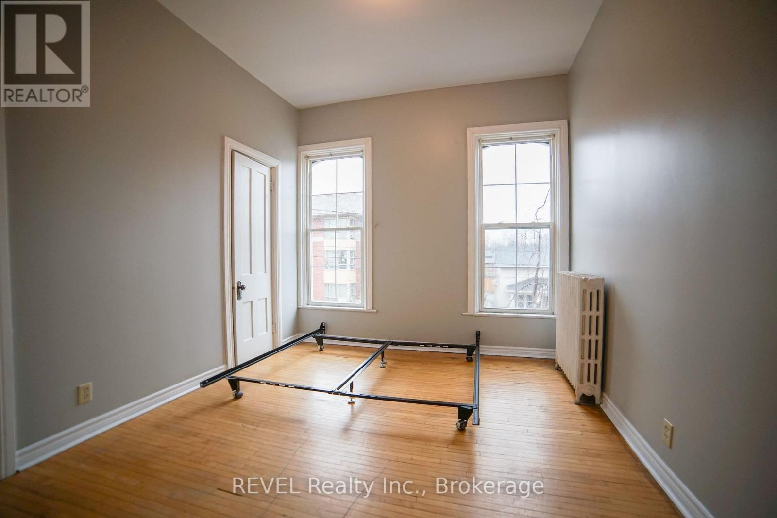 Unit 1 - 166 James Street, St. Catharines (Downtown), Ontario  L2R 5C5 - Photo 8 - X12391676