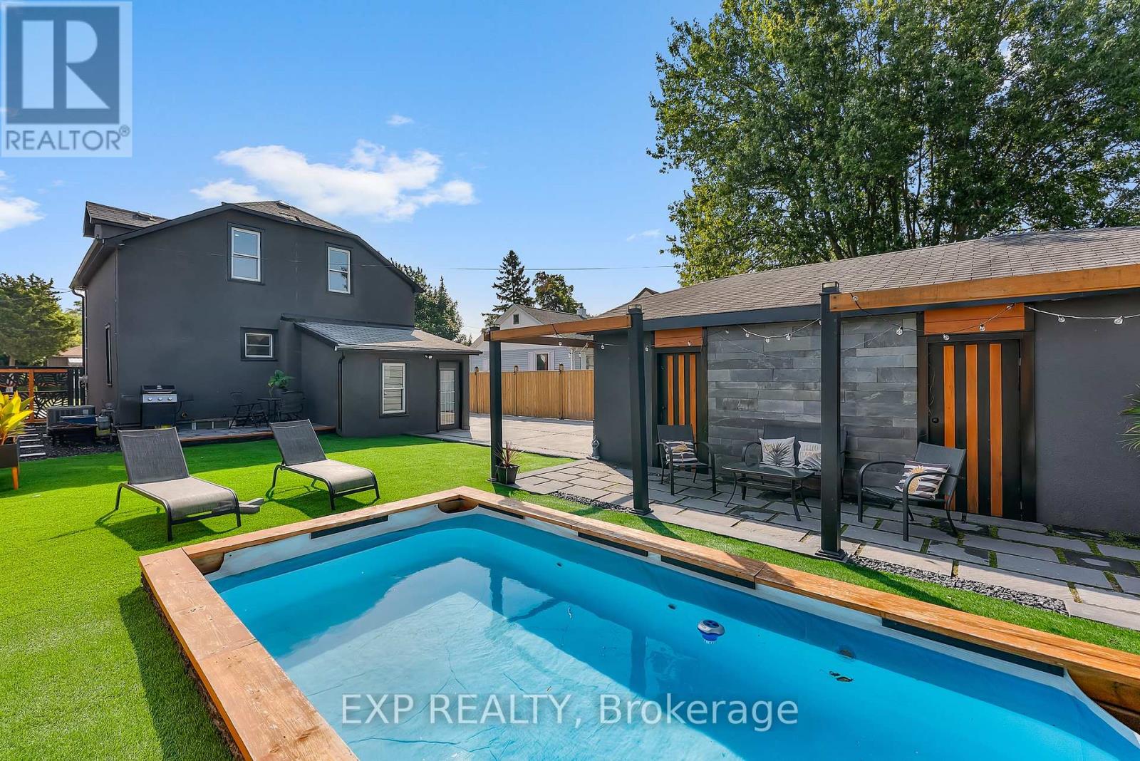 249 Wallace Avenue S, Welland (Lincoln/crowland), Ontario  L3B 1R7 - Photo 35 - X12391686