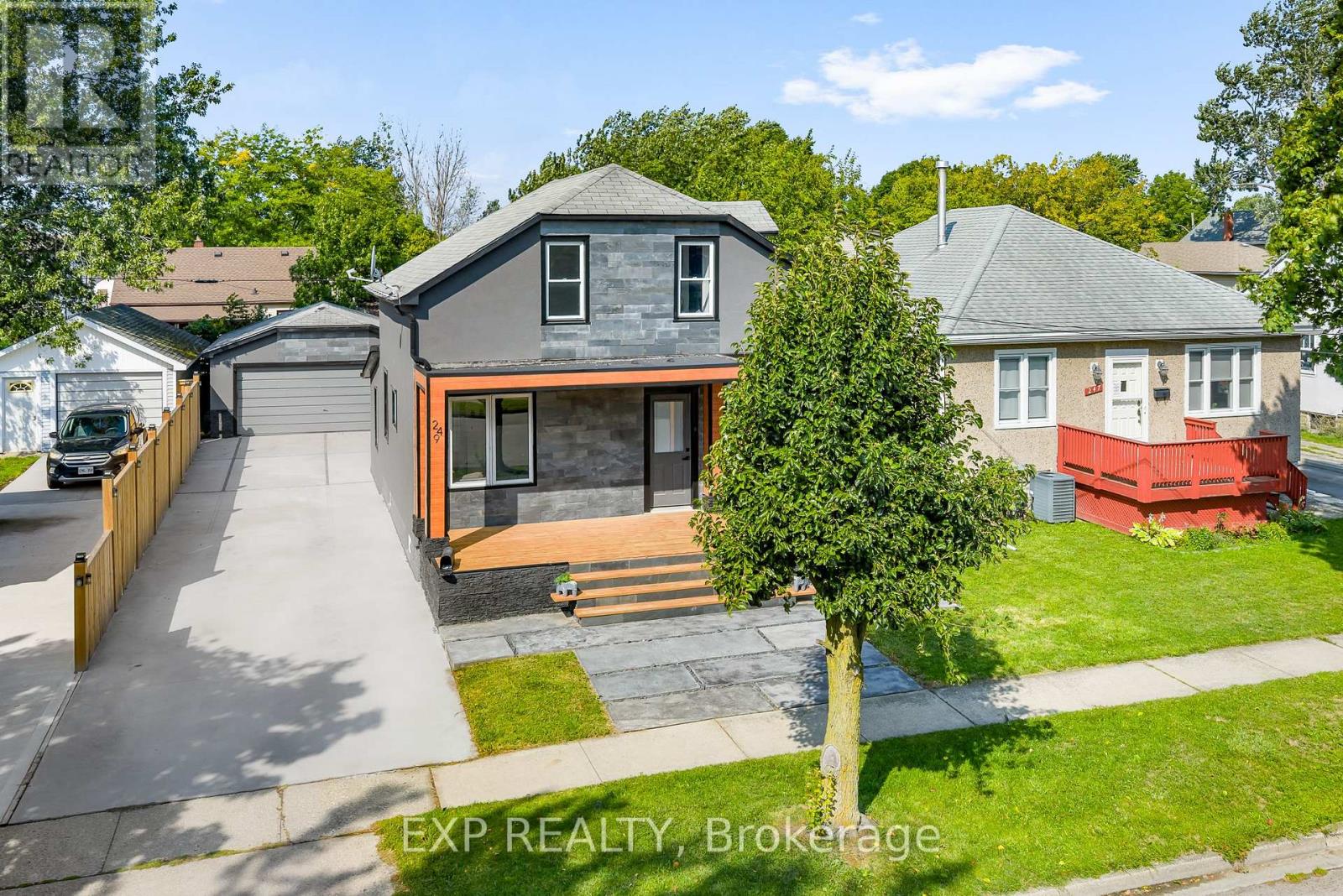 249 Wallace Avenue S, Welland (Lincoln/crowland), Ontario  L3B 1R7 - Photo 4 - X12391686