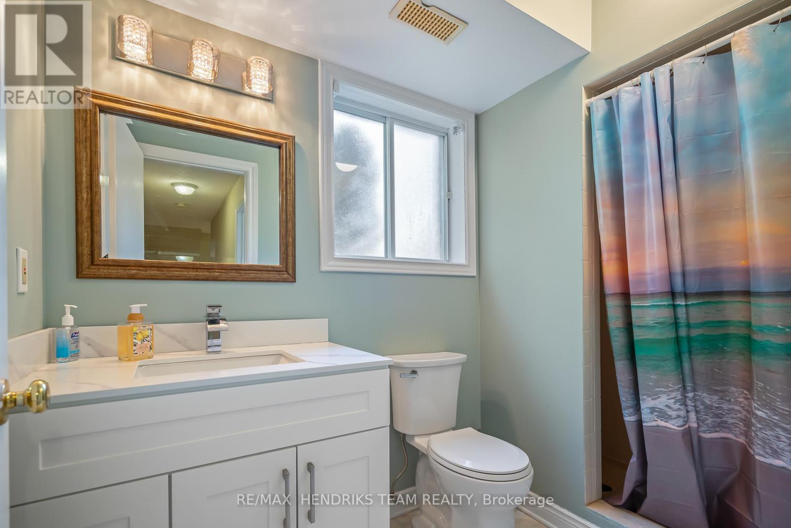 3688 Cardinal Drive, Niagara Falls, Ontario  L2H 2Y1 - Photo 23 - X12394140