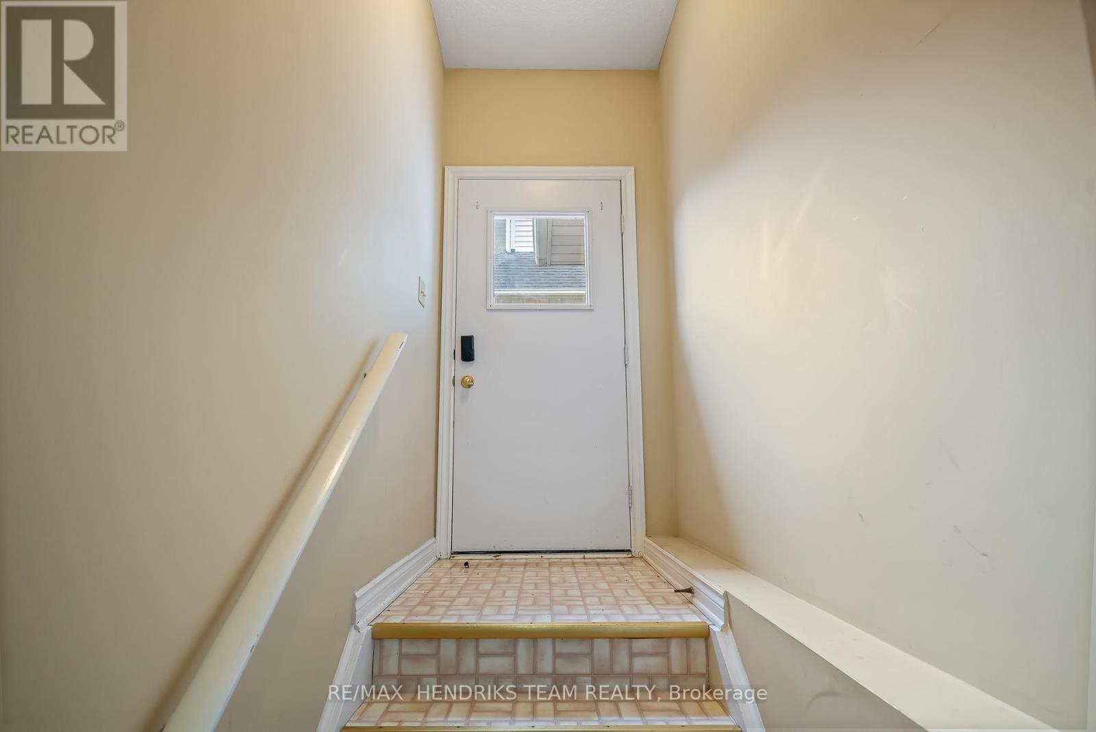 3688 Cardinal Drive, Niagara Falls, Ontario  L2H 2Y1 - Photo 24 - X12394140