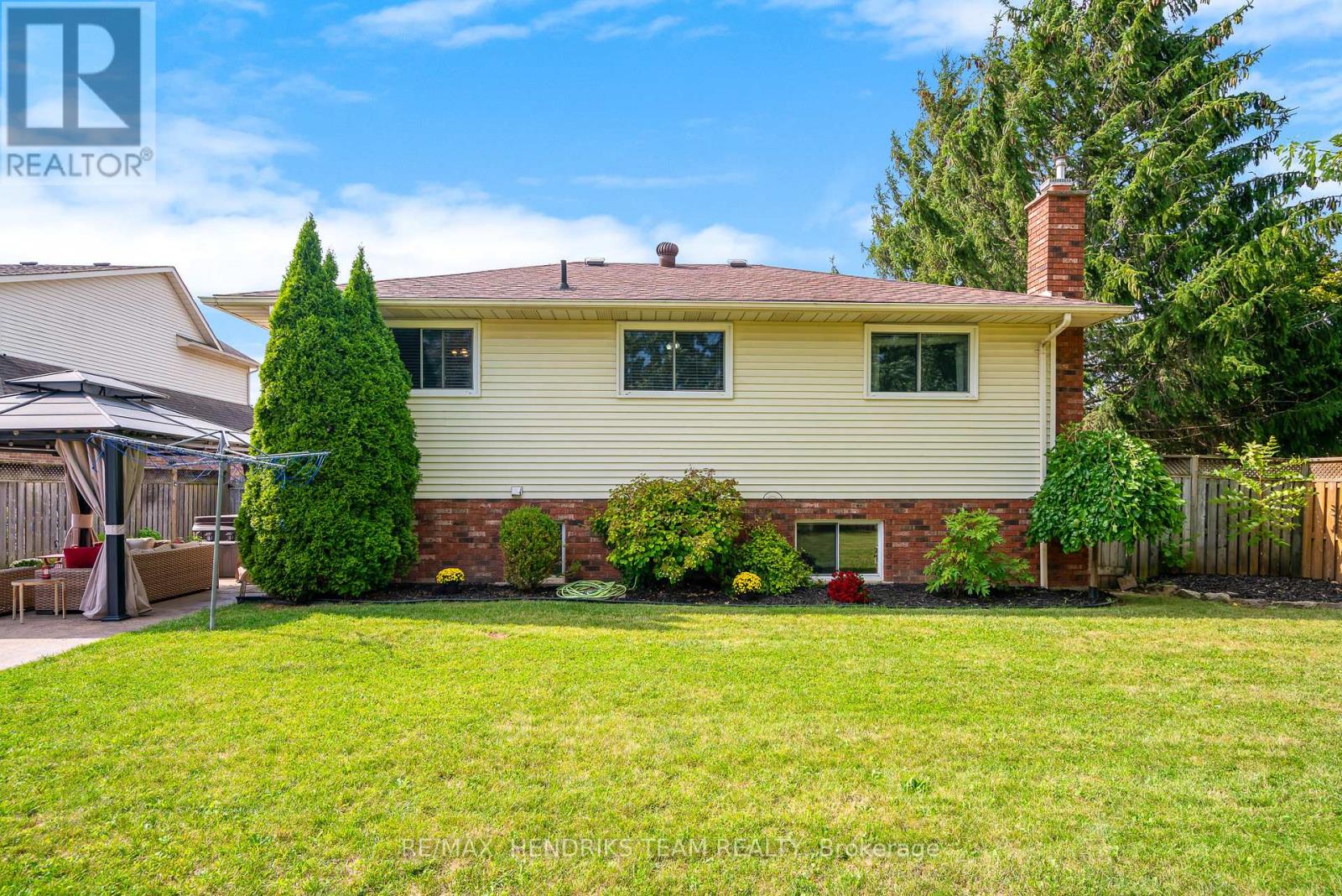 3688 Cardinal Drive, Niagara Falls, Ontario  L2H 2Y1 - Photo 35 - X12394140