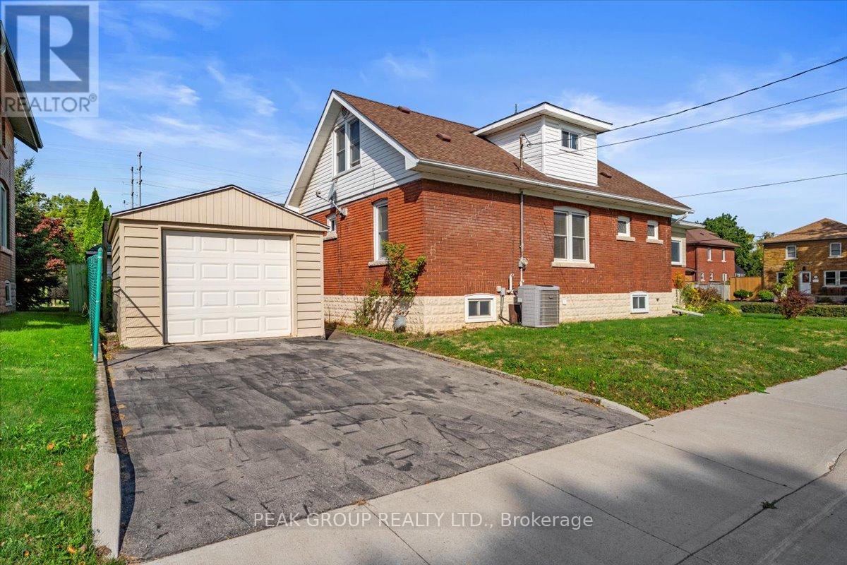 5212 Bridge Street, Niagara Falls, Ontario  L2E 2T3 - Photo 3 - X12394713