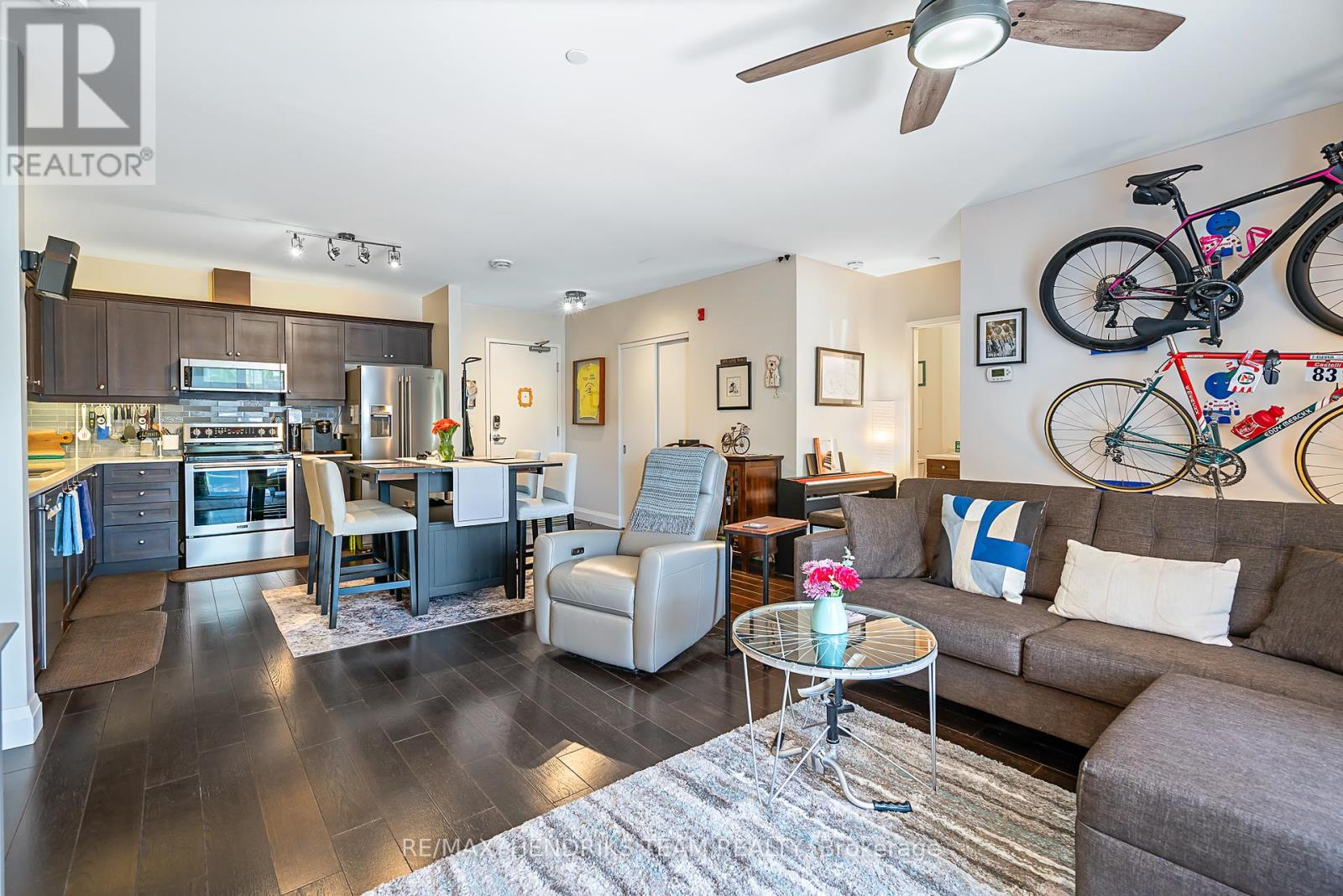 102 - 26 Wellington Street, St. Catharines, Ontario  L2R 5P8 - Photo 12 - X12394887