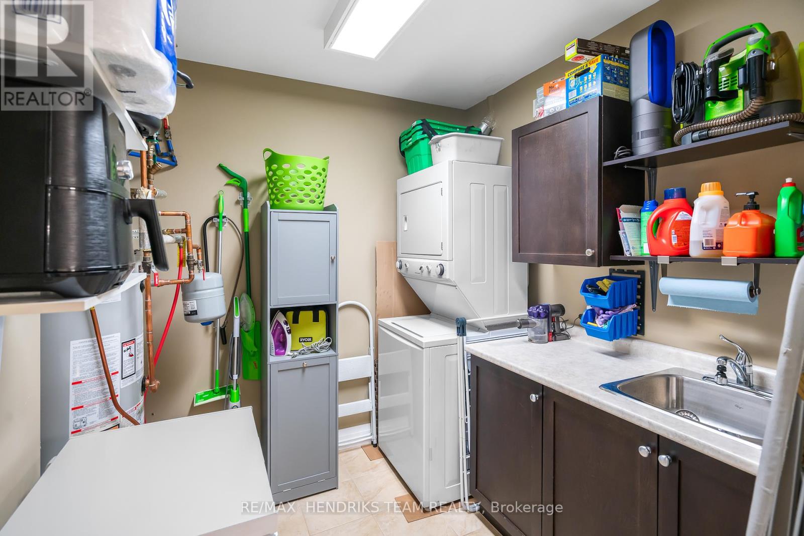 102 - 26 Wellington Street, St. Catharines, Ontario  L2R 5P8 - Photo 20 - X12394887