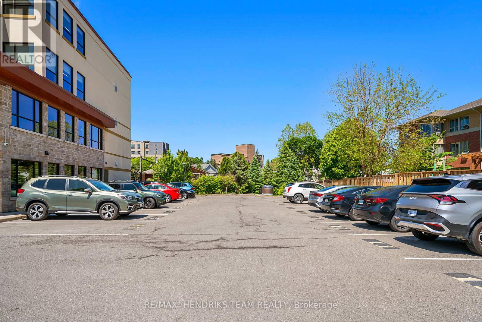 102 - 26 Wellington Street, St. Catharines, Ontario  L2R 5P8 - Photo 23 - X12394887