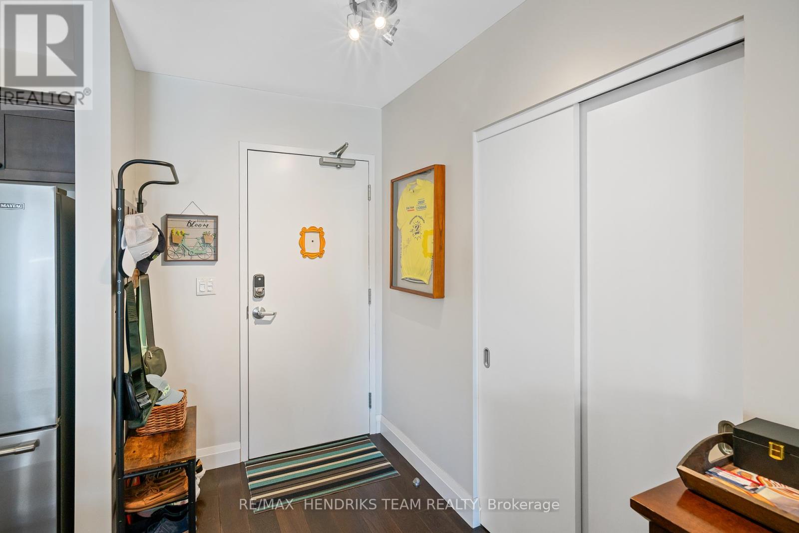 102 - 26 Wellington Street, St. Catharines, Ontario  L2R 5P8 - Photo 6 - X12394887